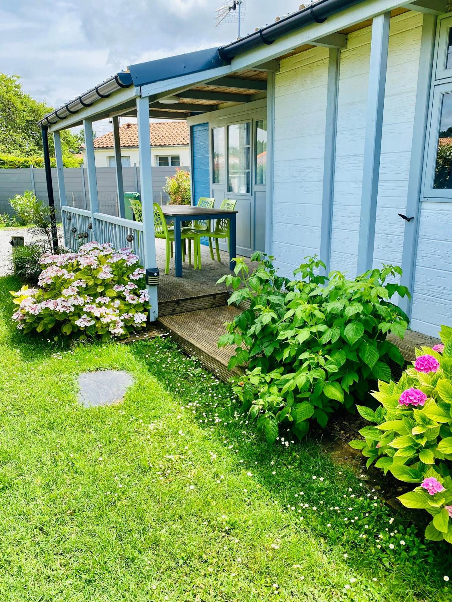 Chalet Atypique Au Calme Avec Emplacement Ideal Soubise Esterno foto